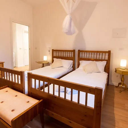 Apartment Housmart Dimora D'azeglio Bologna
