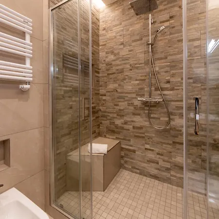 Apartment Housmart Dimora D'azeglio Bologna