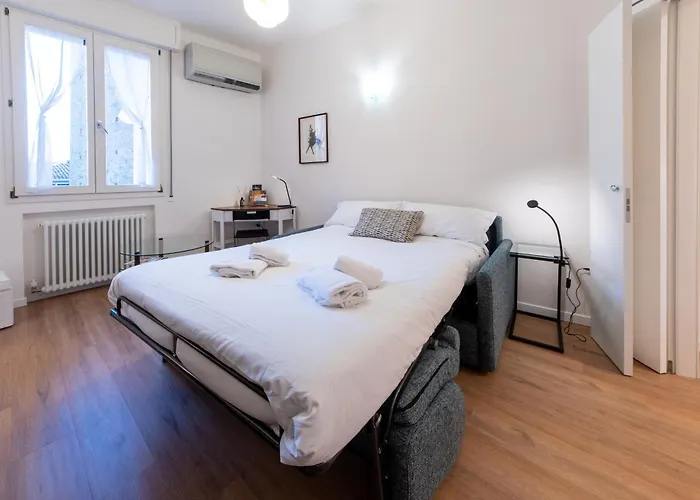 Apartmán Housmart Dimora D'azeglio *