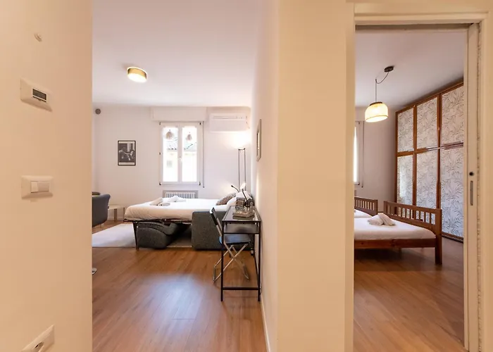 Housmart Dimora D'azeglio Lägenhet *